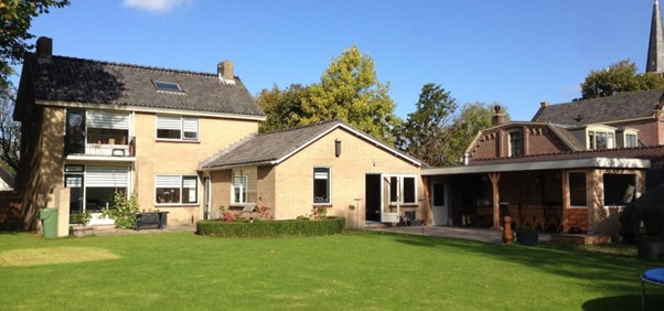 The beautiful house "Zonnestraal". This group accommodation is not far from the sea.